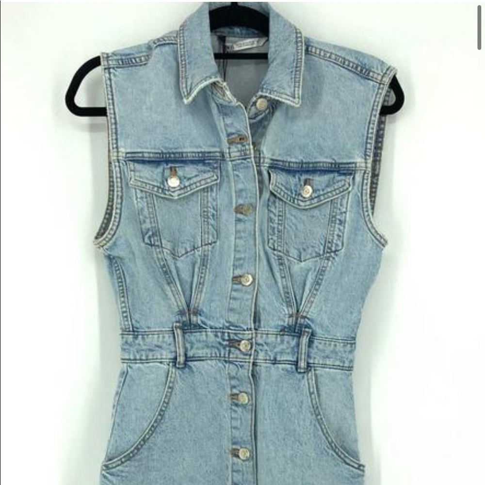 Like new Zara pleated denim dress, XS